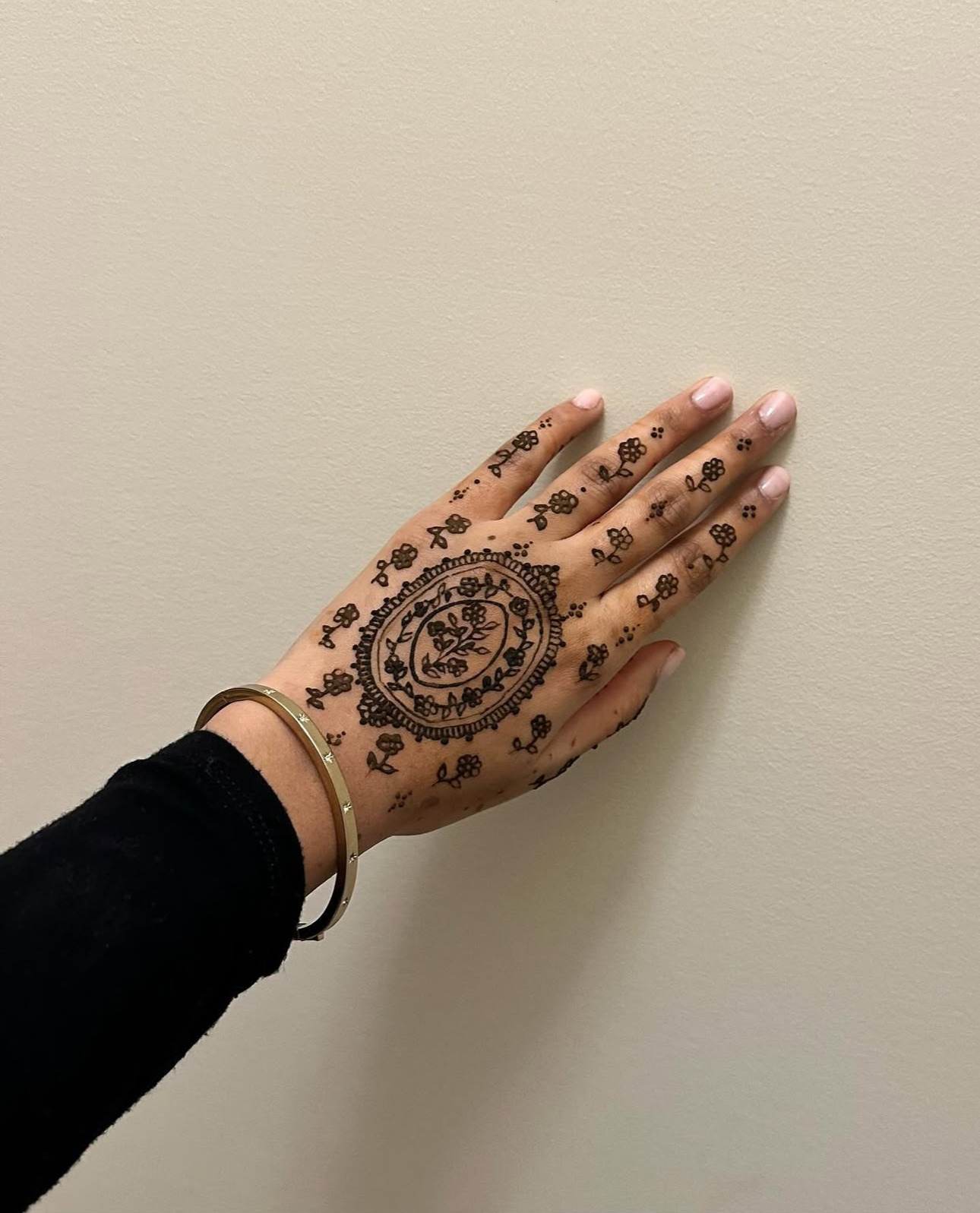 Mandala henna back of hand design Edmonton mehndi